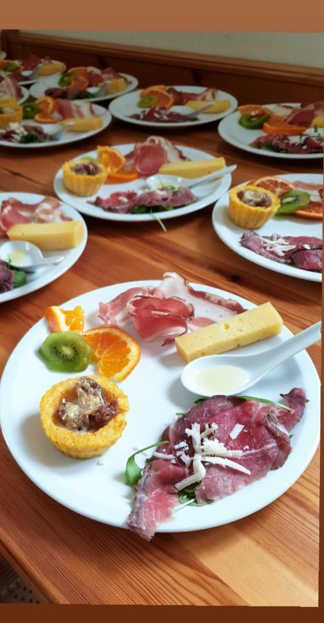 Agriturismo Fattoria Dalcastagne Torcegno ภายนอก รูปภาพ